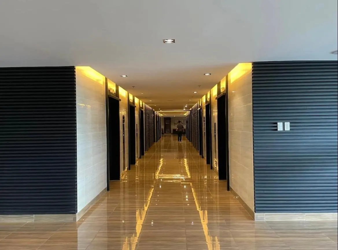 Cozy Condo Apartment In Makati / Manila With Mall, Restaurants, Groceries, Pool, Netflix, Disney+ And More Filippijnen